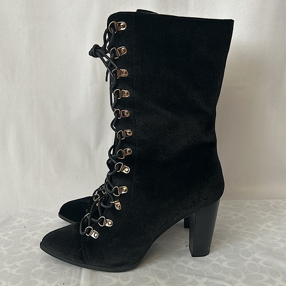 Penny Loves Kenny Black Velvet Victorian Style Lace Up Boots Shoes **Size 9.5** - Picture 4 of 7